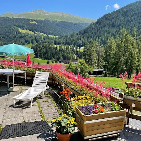 Bnb Guesthouse Lusi Frauenkirch 외부 사진