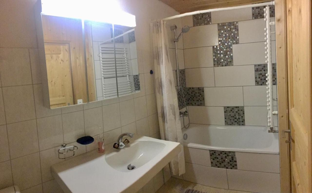 Bnb Guesthouse Lusi Frauenkirch 외부 사진