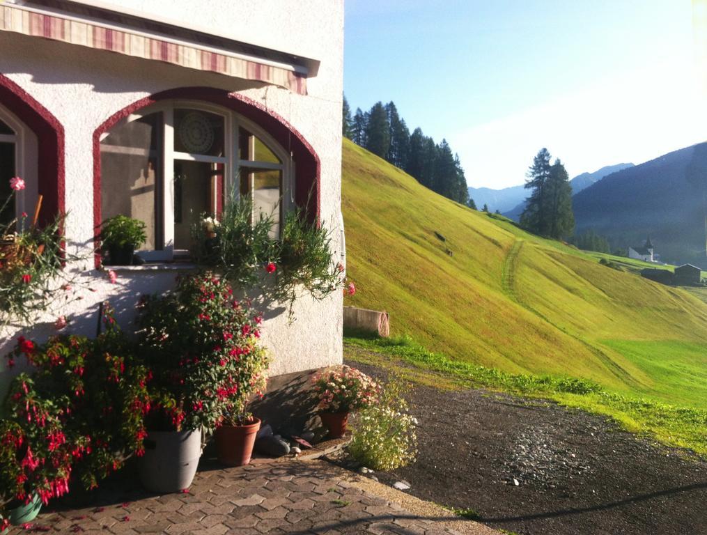 Bnb Guesthouse Lusi Frauenkirch 외부 사진
